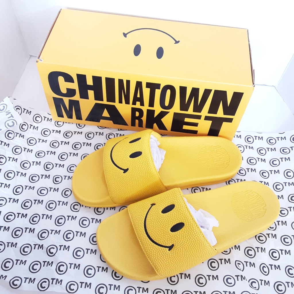 chinatown market | Shoes | Chinatown Market Mens Smiley  display picture 3